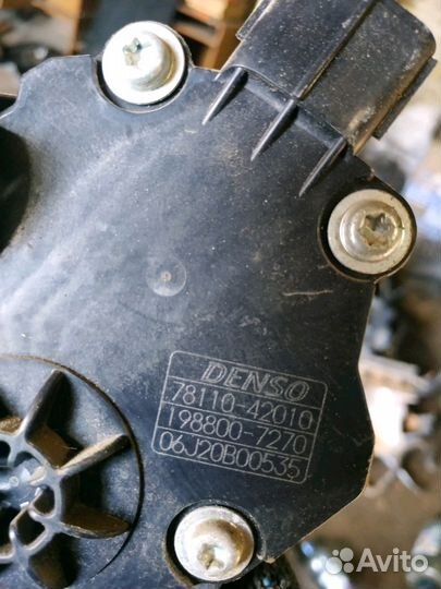 Педаль газа Toyota RAV4 2006-2012 год