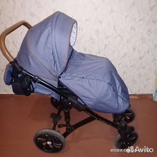 Коляска 2 в 1 +сумки в роддом