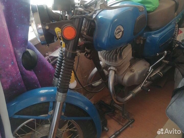 Мотоцикл восход 3м