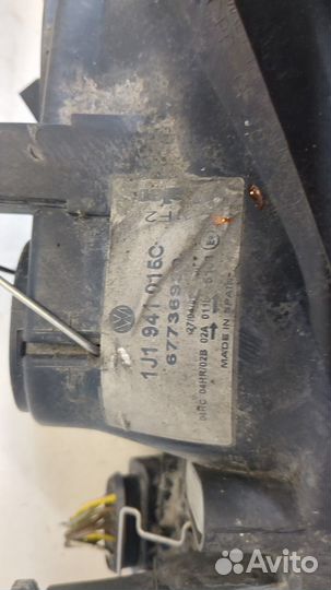 Фара (передняя) Volkswagen Golf 4, 2000