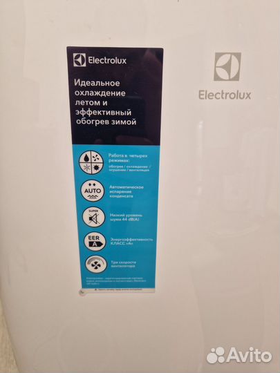 Мобильный кондиционер Electrolux eacm-10HR/N3
