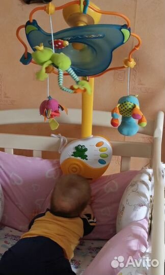 Мобиль для детской кроватки Tiny Love