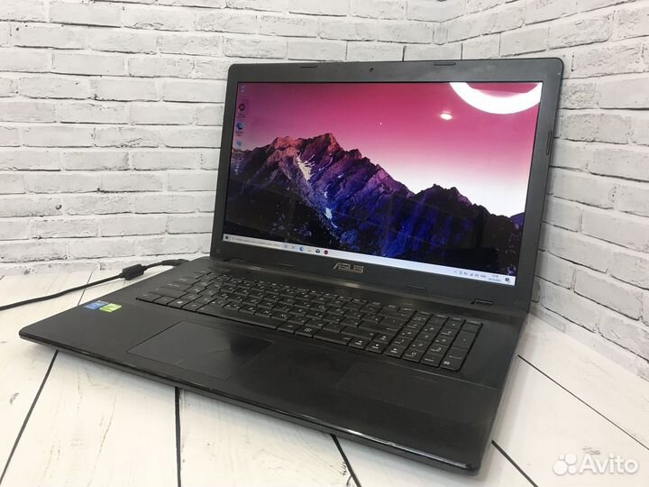 Большой мощный ноутбук Asus 17.3д/Nvidia/гарантия