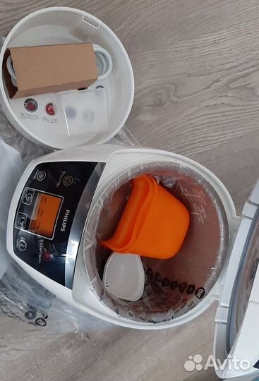 Продам новую мультиварку PhilipsHd3134/00