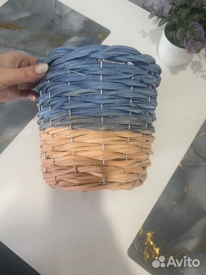 Кашпо для цветов декоративное