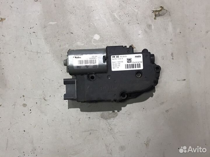 Мотор привода люка Volkswagen Passat cc