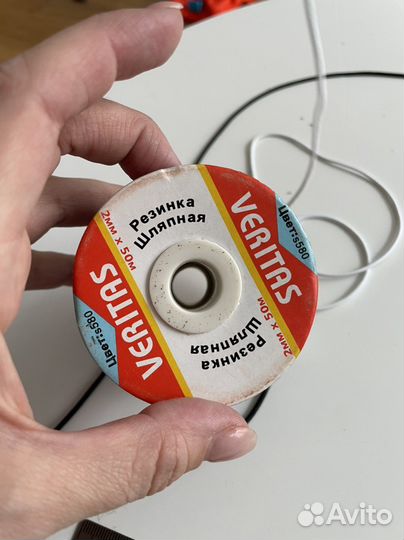 Шляпная резинка белая и черная