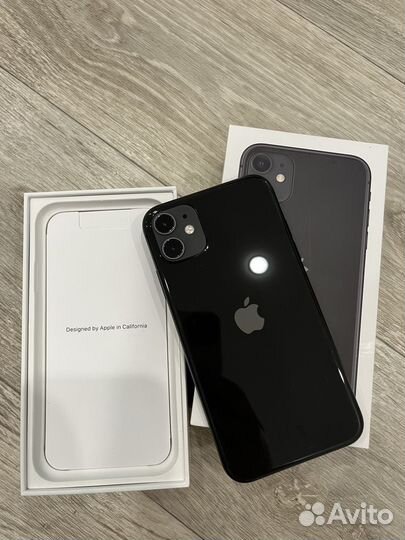 iPhone 11, 64 ГБ