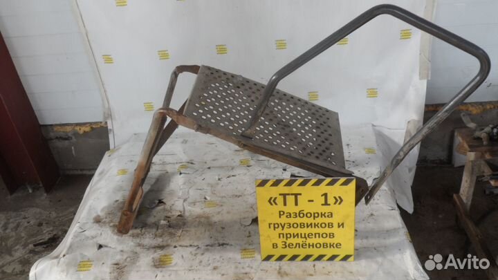 Лестница mersedes 827397