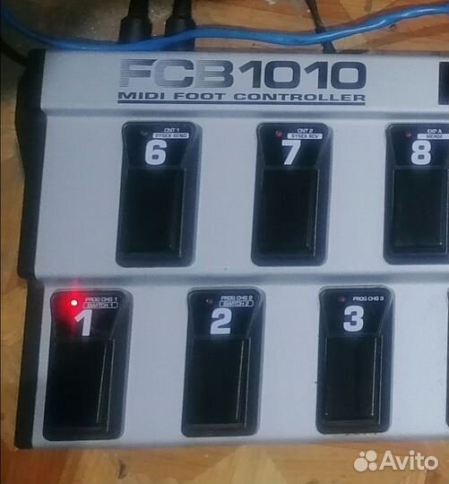 Behringer FSB1010 midi педаль фут свитч footswitch