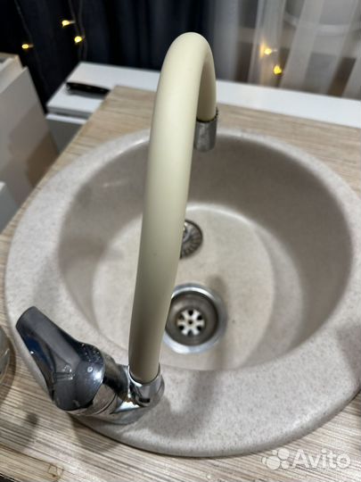 Мойка вместе крана