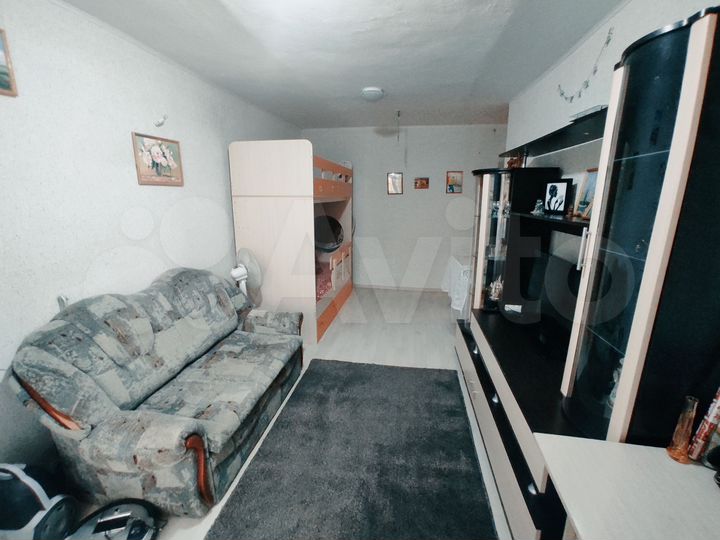 2-к. квартира, 43 м², 5/5 эт.