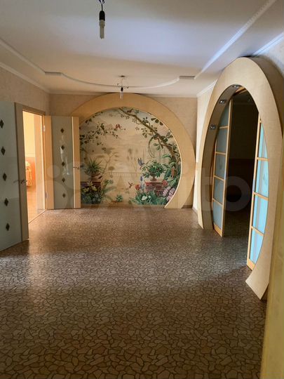 4-к. квартира, 200 м², 6/11 эт.