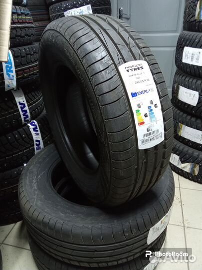 Nokian Tyres Hakka Blue 3 SUV 215/65 R16 102V