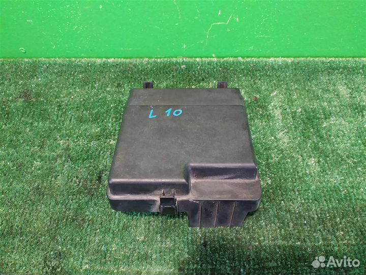 Крышка блока предохранителей (моторный отсек) Hon