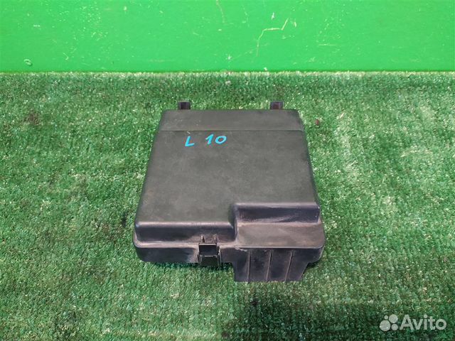 Крышка блока предохранителей (моторный отсек) Hon