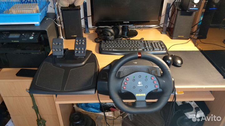 Игровой руль logitech momo racing force