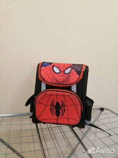 Портфель рюкзак школьный