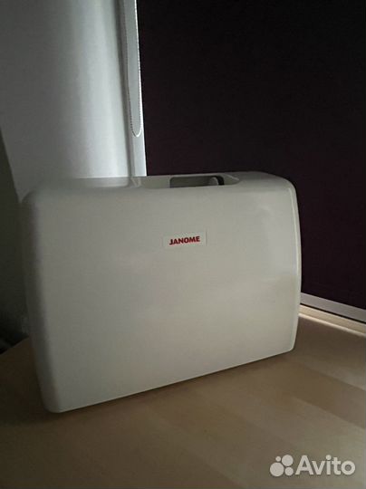 Швейная машинка janome