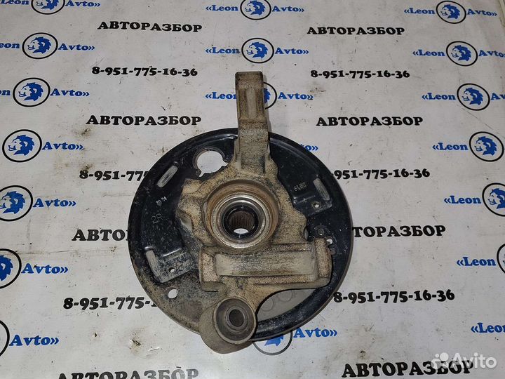 Кулак поворотный задний правый Nissan sunny 4wd