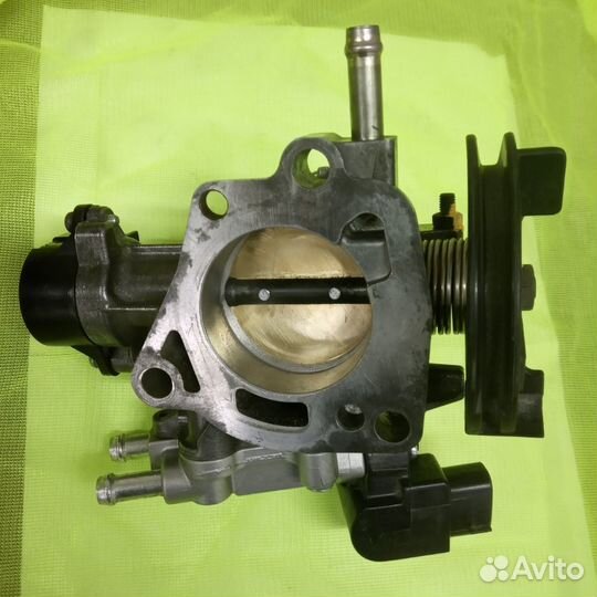 Дроссельная заслонка 1NZ,1nz,2 nz fe,тойота,toyota