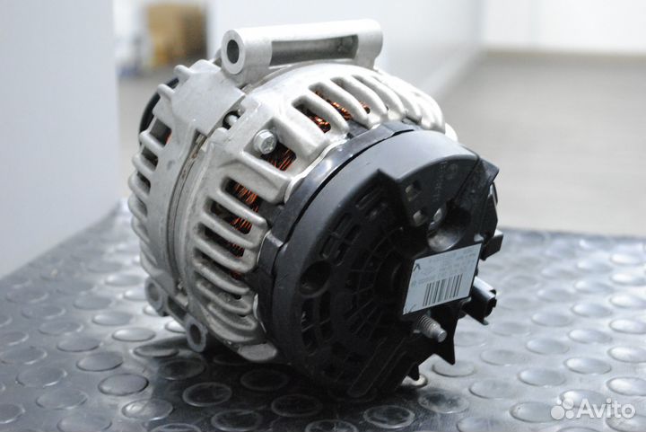 Генератор Renault Symbol, Clio 1.4 новый Bosch