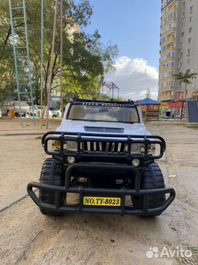 Машина детская Hummer X3 1:7