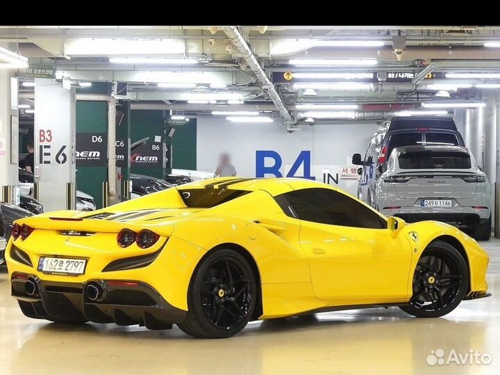 Ferrari F8 Spider 3.9 AMT, 2021, 5 900 км