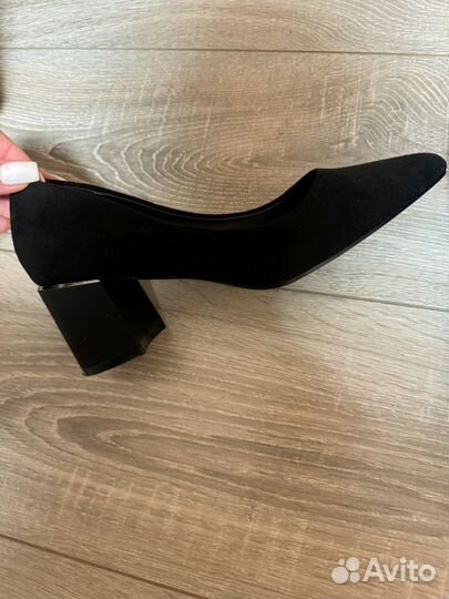 Туфли на каблуке