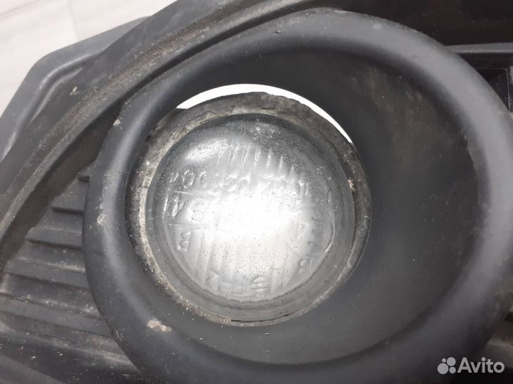 Фара противотуманная левая Mitsubishi Lancer 9