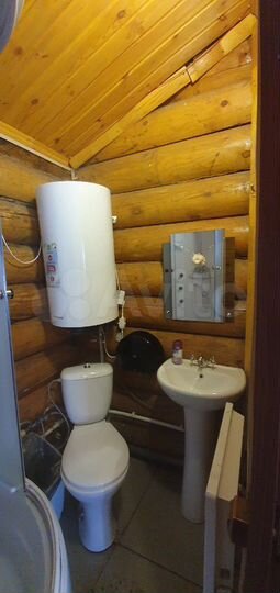 Дом 50 м² на участке 2 га