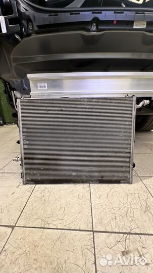 Радиатор охлаждения w213