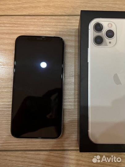 iPhone 11 Pro, 64 ГБ
