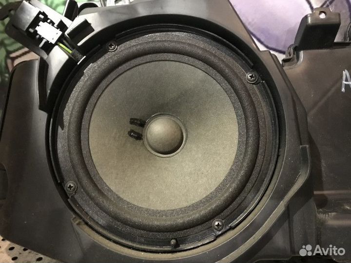 Динамик штатный Audi A6C6