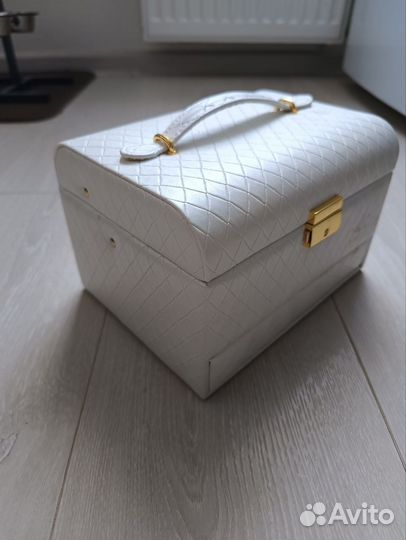 Ларец для хранения украшений