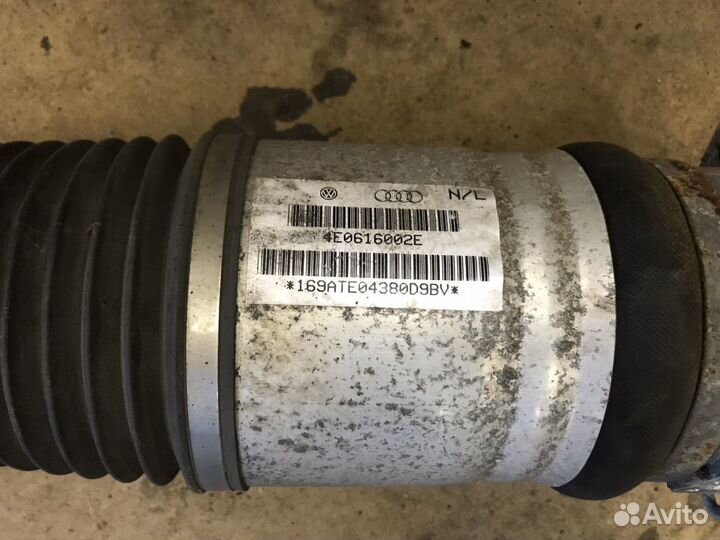 Audi A8 d3 4e пневмо стойка