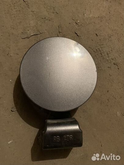 Hyundai Solaris(2011-2016) лючок бензобака