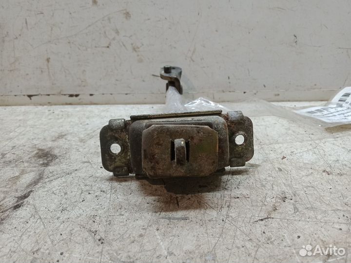 Ограничитель двери передней правой Hyundai Accent