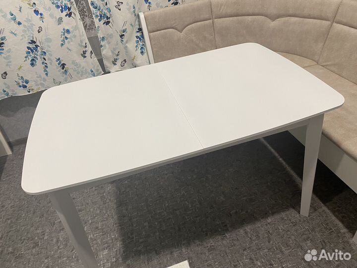 Кухонный стол