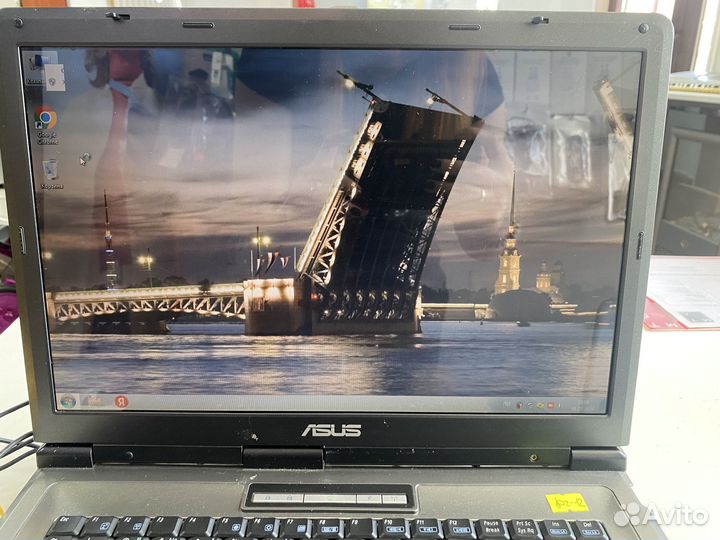Ноутбук Asus
