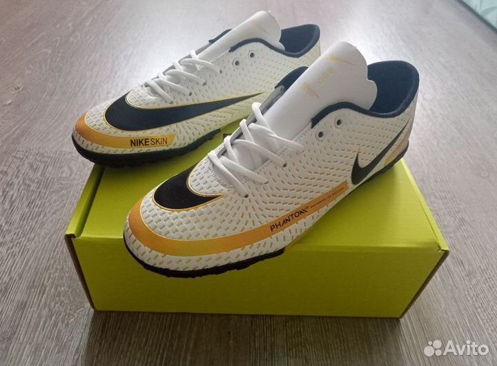 Сороконожки шиповки nike phantom 44