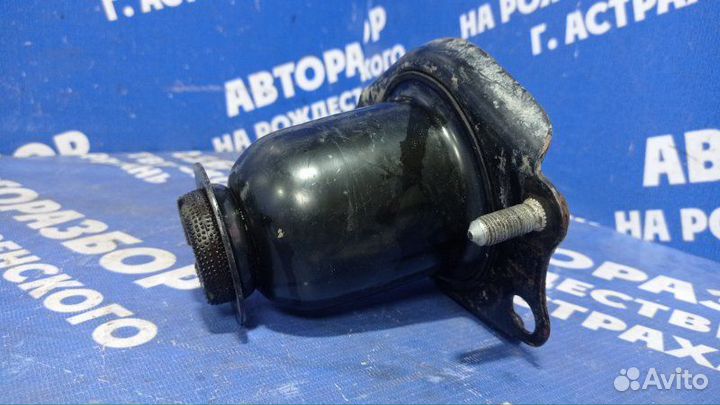 Опора задней пружины Toyota Corolla 120 седан 2004