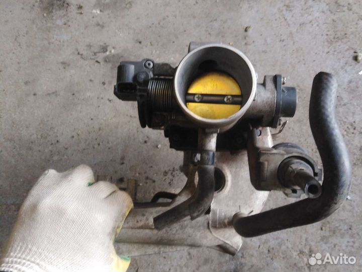 Впускной коллектор Hyundai Getz