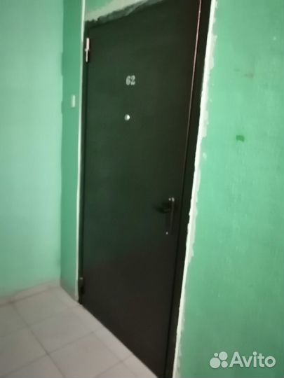 Дверь входная металлическая левая б/у