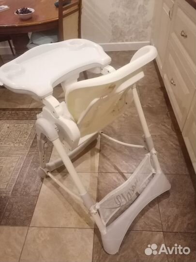 Стульчик для кормления classic