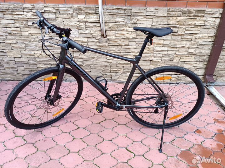 Городской велосипед Giant FastRoad SL 3