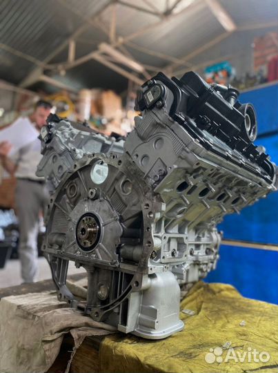 Двигатль VK56VD 5.6 L Infiniti/nissan