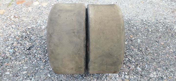 Hoosier Drag Racing Slicks 28/10.5 R15