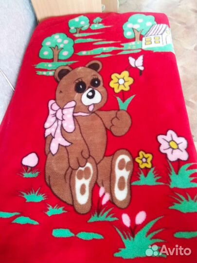 Мягкий теплый детский пледик