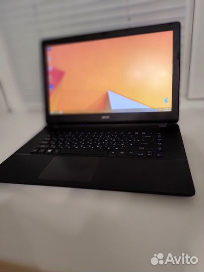 Ноутбук acer aspire es1-522